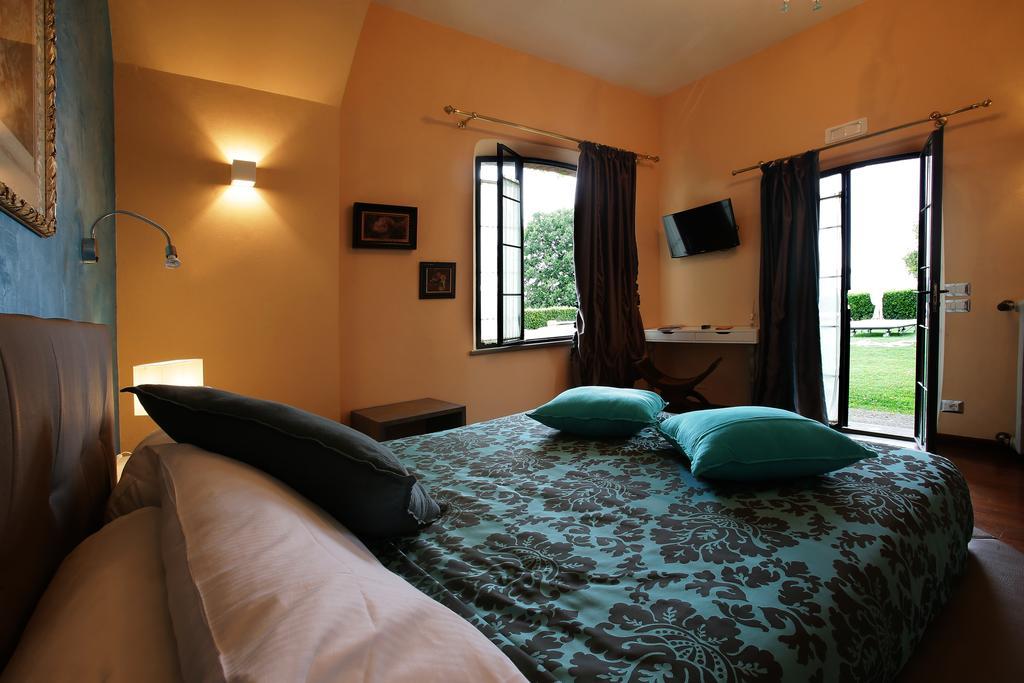 Relais Montemaggiore Бетоле Екстериор снимка