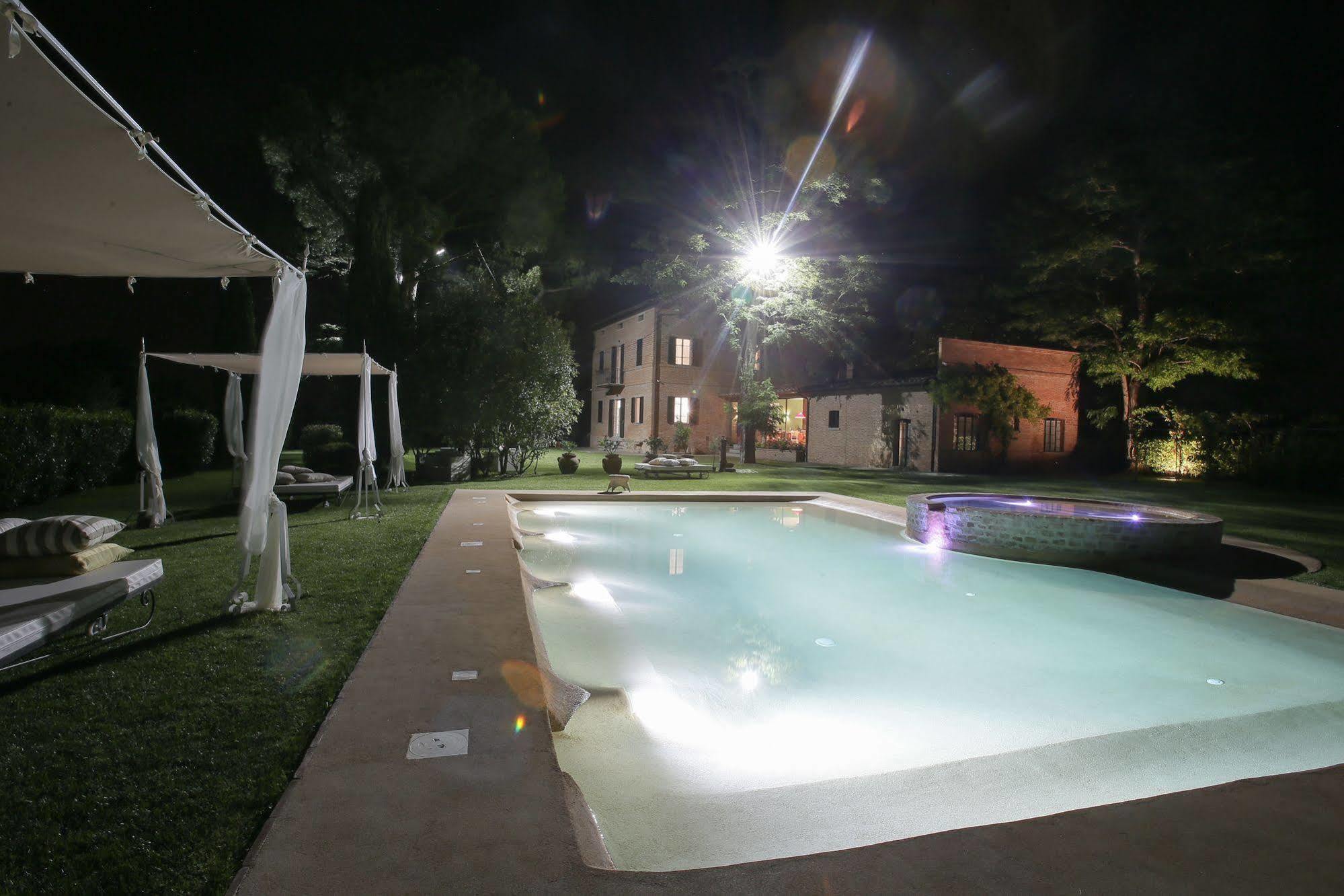 Relais Montemaggiore Бетоле Екстериор снимка