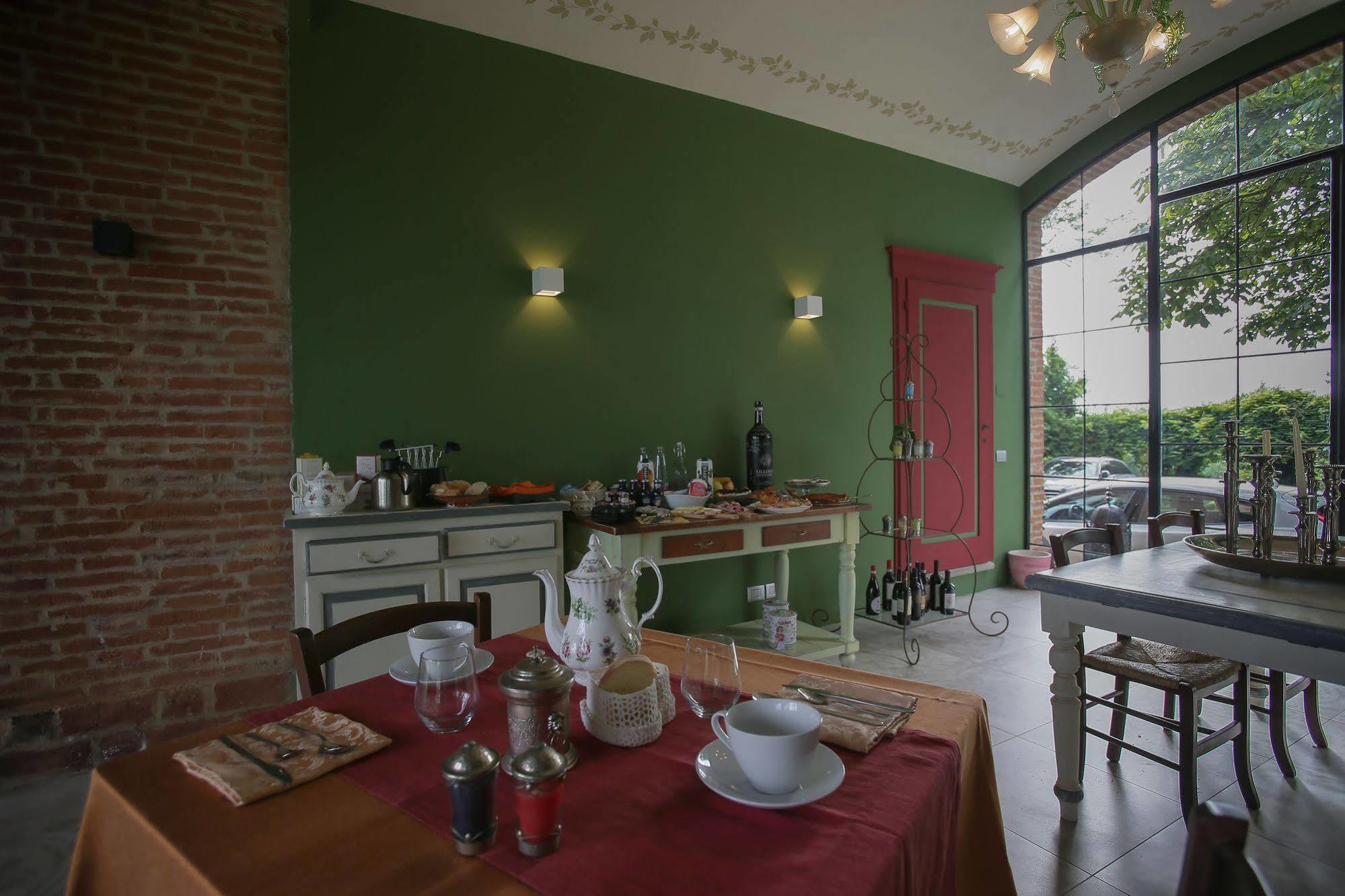 Relais Montemaggiore Бетоле Екстериор снимка