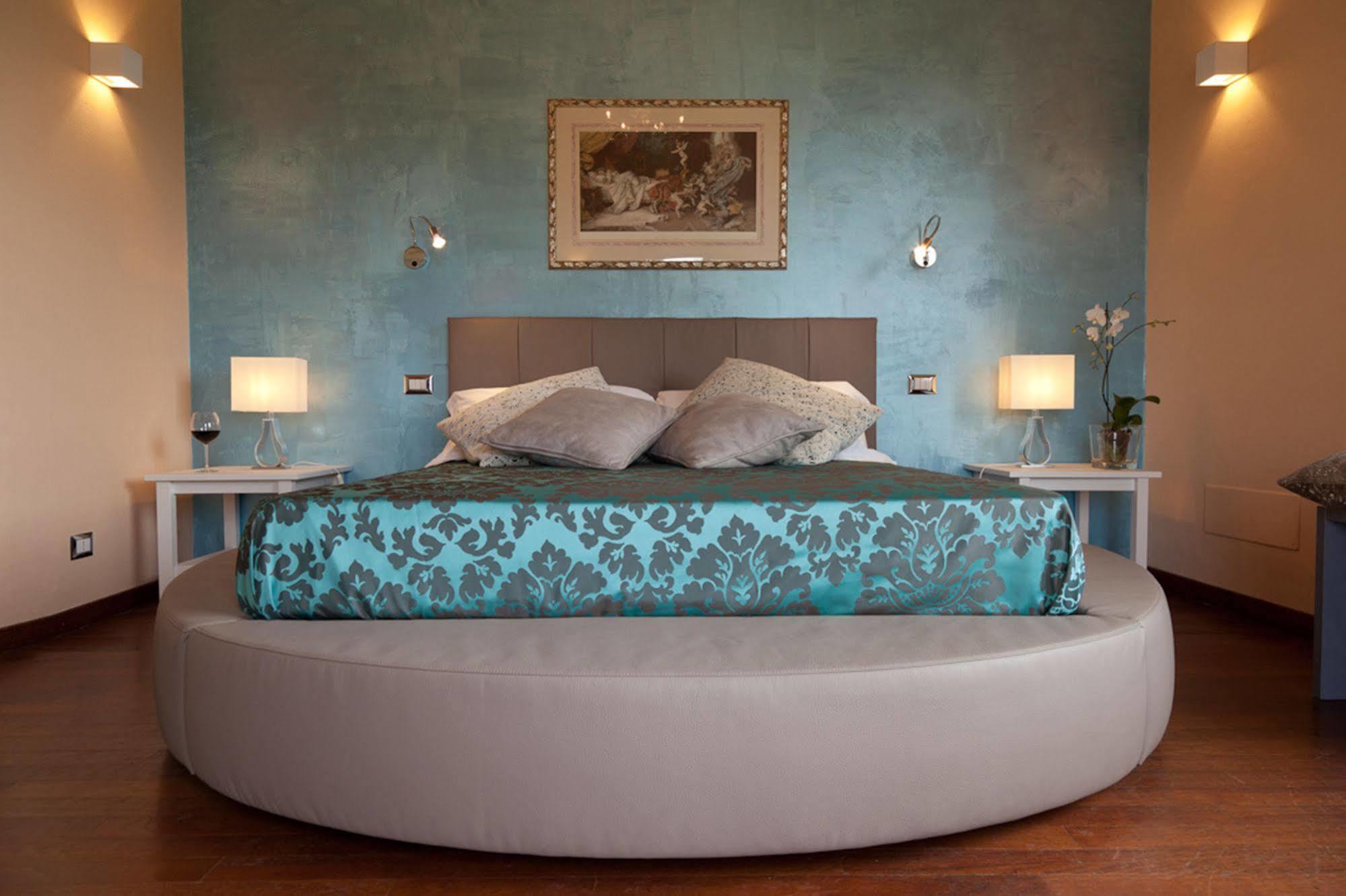 Relais Montemaggiore Бетоле Екстериор снимка